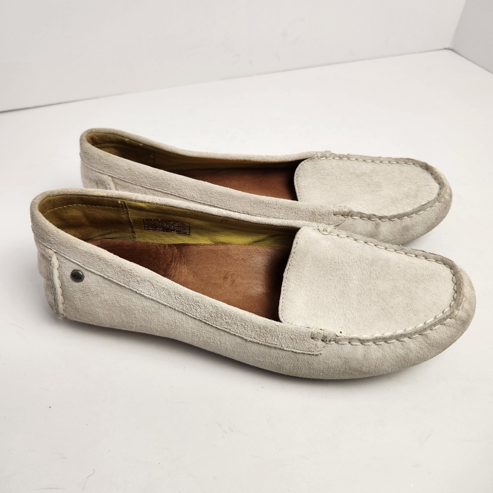 Ugg Women's Ivory Suede Casual Comfy Loafers Size 7 - Picture 4 of 8